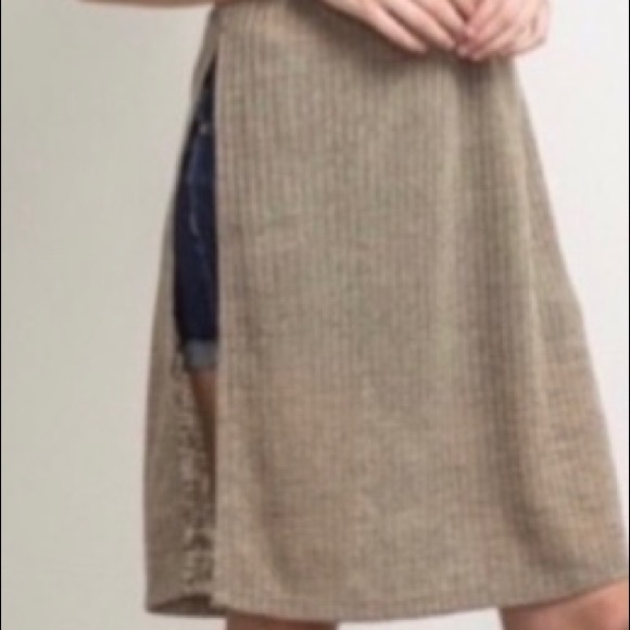 ❌DONATED❌Mystree Tan Brown Longline Lightweight Detailed Short Sleeve Tunic Top - Picture 8 of 10